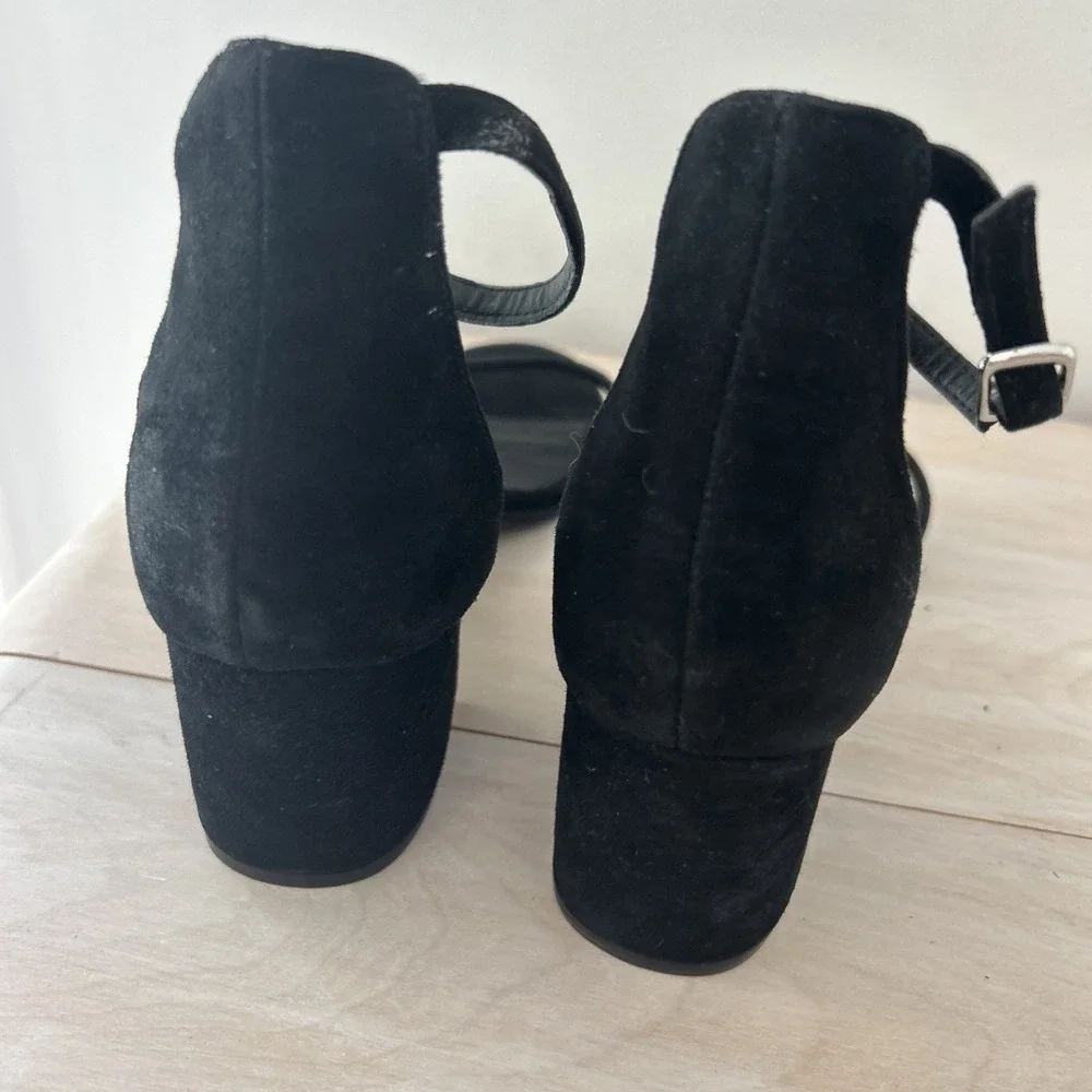 Steve Madden Black Suede Ankle Strap Block Heels Size 8.5‎